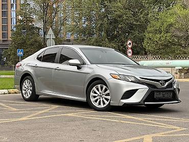 Toyota Camry: 2019 г., 2.5 л, Автомат, Бензин, Седан at lalafo.kg Toyota Camry: 2019 г., 2.5 л, Автомат, Бензин, Седан