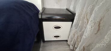 Yataq otağı dəstləri: 2 təknəfərlik çarpayı — 2