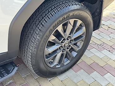 тайота в: Toyota Land Cruiser Prado: 2025 г., 2.4 л, Автомат, Бензин, Внедорожник — 7