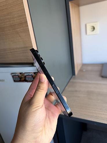 aipad pro: IPhone 16 Pro, Новый, Black Titanium, Наушники, Зарядное устройство, Защитное стекло, 89 % — 3