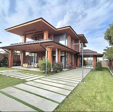 600 м², 6 комнат и более, Киргизия 1