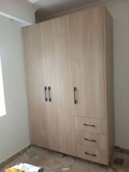 taxta kubu nece hesablanir: Распашной, 3 двери Прямой шкаф, Гардеробный шкаф