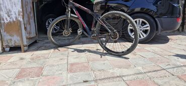 Kitablar və jurnallar: İşlənmiş BMX velosipedi 28", sürətlərin sayı: 32