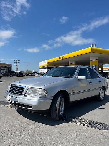 mersedes peci: Mercedes-Benz C 200: 2 l | 1995 il Sedan — 10