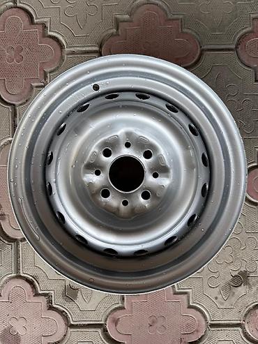 диска 1: Железные Диски R 13 1 шт, отверстий - 4, Б/у — 1