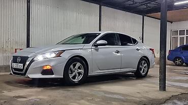 Nissan: Nissan Altima: 2020 г., 2.5 л, Автомат, Бензин, Седан — 5