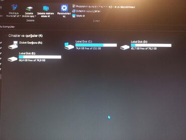 Masaüstü kompüterlər və iş stansiyaları: Masaüstü kompüter komplekti Tərkib: - Sistem bloku: qabaq paneldə 2x — 7