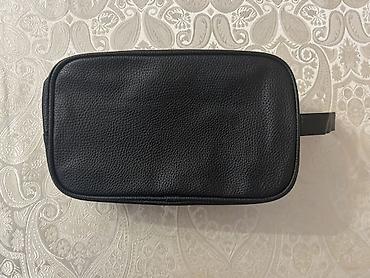 Qara rəngli kişilər üçün kosmetik/toalet çantası - Material: dəri lalafo.az -da Qara rəngli kişilər üçün kosmetik/toalet çantası - Material: dəri