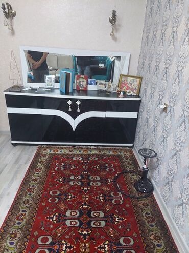 Köhnə tikili: Saray, 4 otaqlı, Köhnə tikili, 95 kv. m — 2