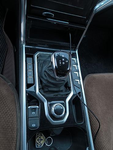 lancer 9: JAC : 2021 г., 2.4 л, Автомат, Бензин, Пикап — 10