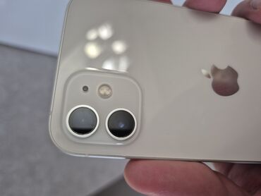 щелочный аккумулятор: IPhone 12, Колдонулган, 128 ГБ, Заряддоочу түзүлүш, Кабель, Куту, 70 %