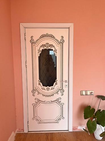 Qapı 4 ədəd 1i 150 Azn. 2.05 ölçü yenidir işlənməyib. Cuzi endirim