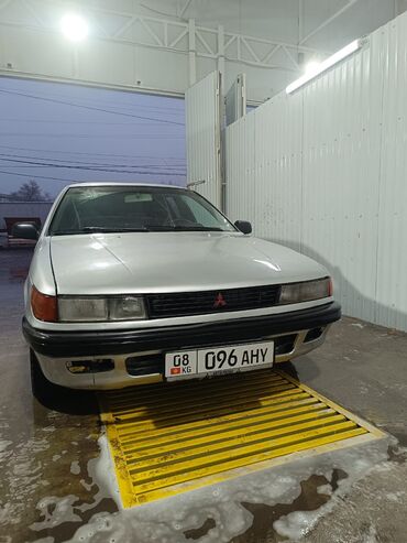 Mitsubishi: Mitsubishi Lancer: 1992 г., 1.5 л, Механика, Бензин, Седан — 5