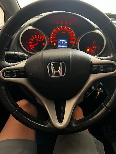 Honda: Honda Jazz: 2010 г., 1.4 л, Механика, Бензин, Хэтчбэк — 11