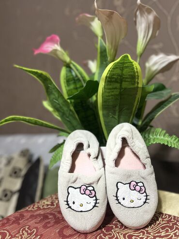 Uşaq ayaqqabıları: Qız üçün, 28, Hello Kitty — 5