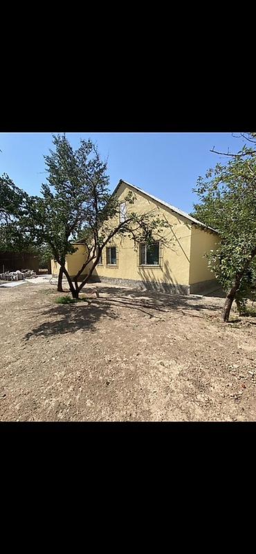 Продажа коттеджей и домов: 🏡 Продаётся уютный и комфортный дом 📍 Локация: ж/м Кок-Жар, ул — 16