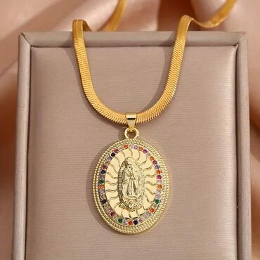 Ogrlice: Ogrlica sa priveskom, Materijal: Hirurški čelik, Cirkon — 1