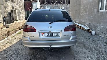 кожаная: Toyota Avensis: 2001 г., Механика, Дизель, Универсал — 4