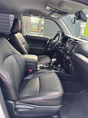 Toyota: Toyota 4Runner: 2020 г., 4 л, Автомат, Бензин, Внедорожник — 8