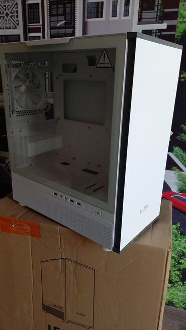 производительный компьютер: Корпус белый pccooler ie200, новые, 1 белый ргб кулер в комплекте