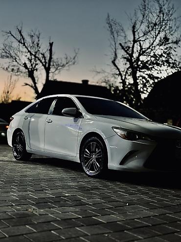 какие авто надежные: Toyota Camry: 2016 г., 2.5 л, Автомат, Бензин, Седан — 1
