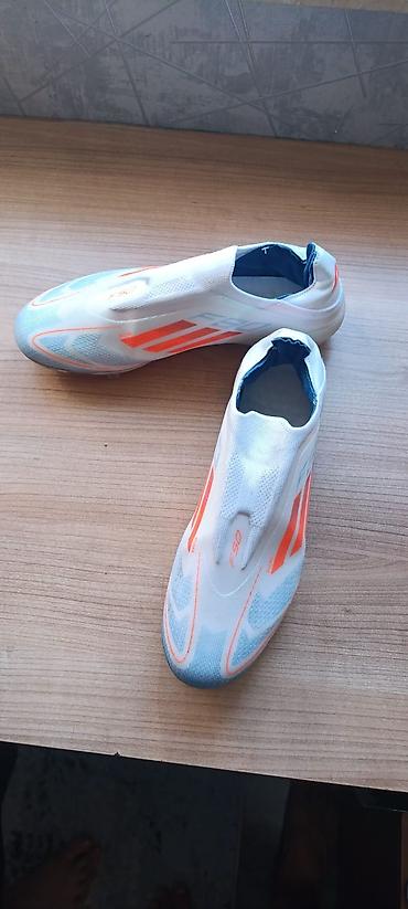 Butslar: Butslar Adidas, Ölçü: 44, İşlənmiş — 3