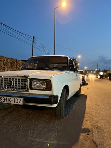 автозапчасти на фольксваген пассат б3: VAZ (LADA) 2107: 1.5 l | Sedan