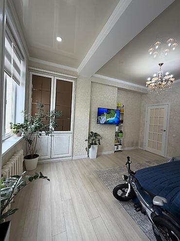 Долгосрочная аренда квартир: 4 комнаты, С мебелью полностью — 9