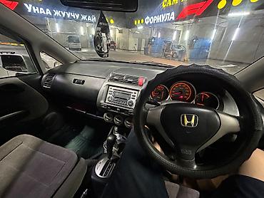 245 50 19: Honda Fit: 2006 г., 1.3 л, Вариатор, Бензин, Хэтчбэк — 8