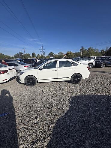 Dongfeng: Dongfeng : 2021 г., 0.1 л, Робот, Электромобиль, Седан — 4