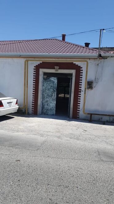аренда сто: Bakıxanovda 200kvlıq obyekt icarə verilir. 148 saylı məktəb yolunun