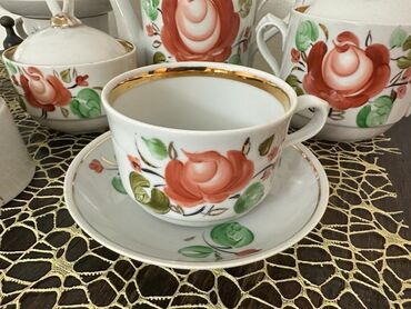 чайный набор на 6 персон: Красивый чайный сервиз "Роза" Бориславского фарфорового завода СССР
