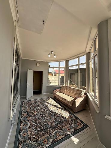глоба: 6 комнат и более, 200 м², 4 соток, Бишкек, Ак-Ордо 2 ж/м Агентство недвижимости — 10