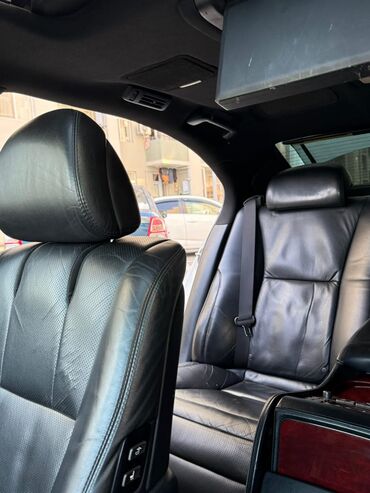 Lexus: Lexus LS: 4.6 l | 2009 il Sedan — 16