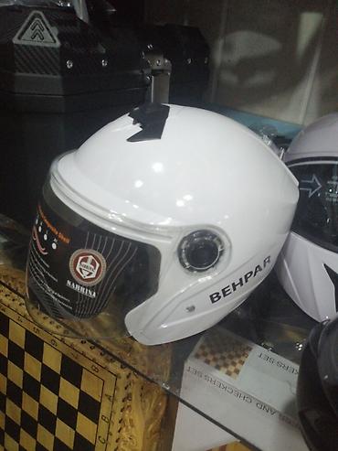 Moto gödəkçələr: Çerepaxa 55aznə, Qoruyucu geyim 55azn Əlcəklər 5azn 10azn Dizlik — 15