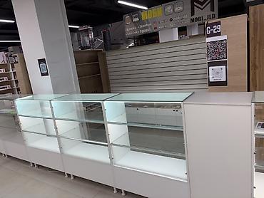 пожарный ящик: Продаю торговую точку в ТЦ ГУМ 8 кв, для продажи аксессуаров — 2