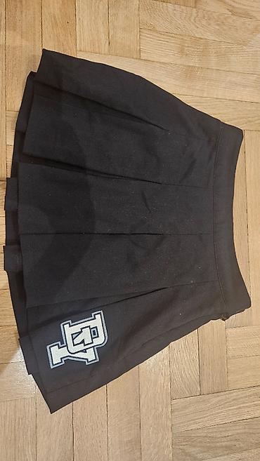 original vintage grunge crni sesir s s: Kratka mini suknjica u veličini 34. Model h&m. Bez mane — 2