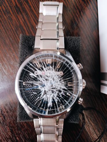 Qol saatları: İşlənmiş, Qol saatı, Curren — 2