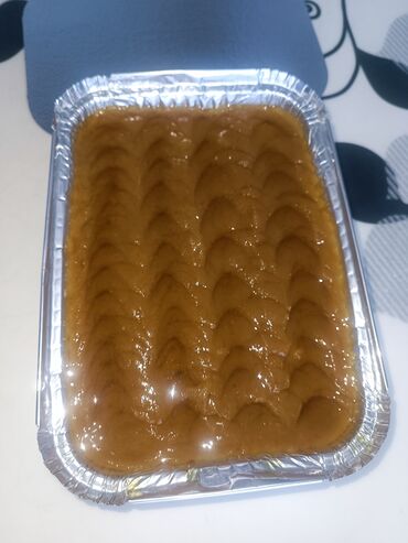 Kirpiklər, qaşlar: Halva.evde hazırlanır.1 kq 20 manat. çatdırılma istənilən yerə