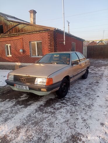 Audi: Audi 100: 1986 г., 2 л, Механика, Бензин, Седан