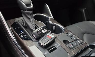 хайлендер гибрид 2020: Toyota Highlander: 2023 г., 2.5 л, Гибрид — 6