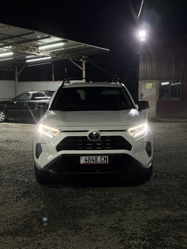 какие машины входят в комфорт яндекс такси в бишкеке: Toyota RAV4: 2020 г., 2.5 л, Вариатор, Гибрид, Внедорожник