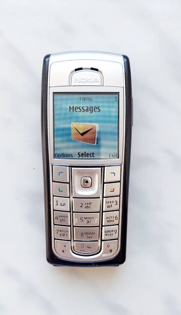 nokia 636: Nokia 6220 Classic, цвет - Серебристый, Кнопочный