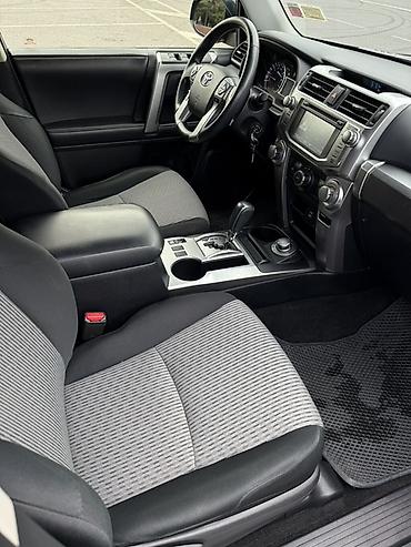 тайота: Toyota 4Runner: 2018 г., 4 л, Автомат, Бензин, Внедорожник — 10