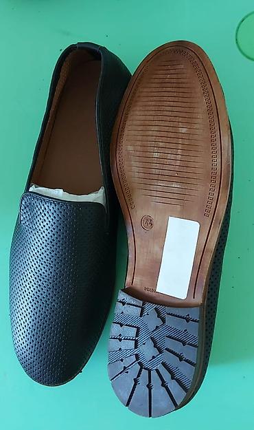 Ziyafət donları: Ayaqqabı 50 manat ölçü 43, Türkiyə Paltarlar 30 manat biri 1) Açıq — 10