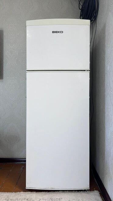 бакту долонотуу: Холодильник Beko, Двухкамерный, De frost (капельный)