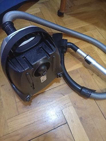 Klasični usisivači: Vox usisivač sa kesom – klasični „canister“ model. platnena vreća — 5