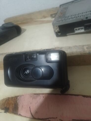 продажа телефонов в бишкеке цум: Продаю фотоаппарат 
не рабочий 
цена 200 сом
находится в Лебединовке