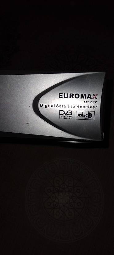mobil internet modem: Euromax Digital Satellite Receiver + peyk antenası komplekt – Model — 5