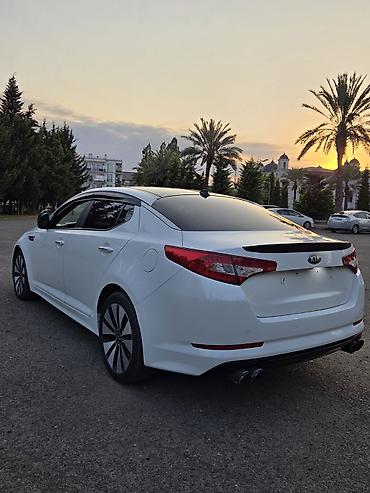 hyundai i30 oluxanası: Kia Optima: 2.4 l | 2013 il Sedan — 8
